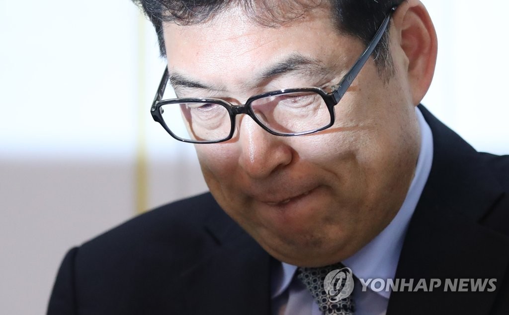 "선수보호 소홀" 인권위 의견에 소송낸 전명규 또 패소