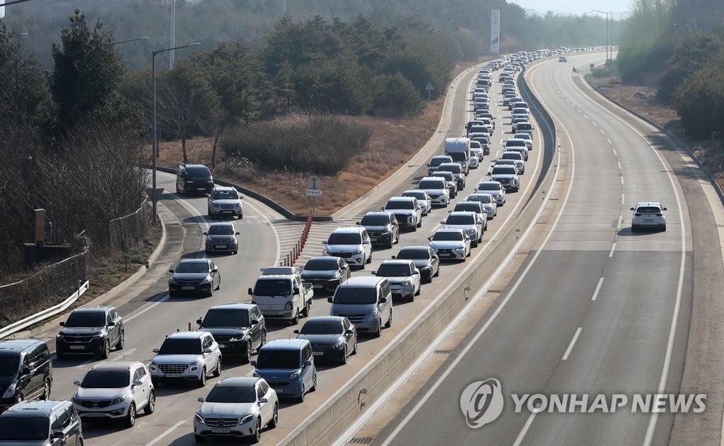 강원 설 귀경길 혼잡 전망…경찰, 고속도로 집중 교통관리