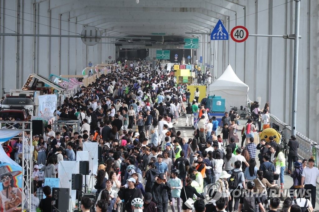 '걸어서 한강 건넌다' 잠수교, 2026년까지 첫 보행교 전환