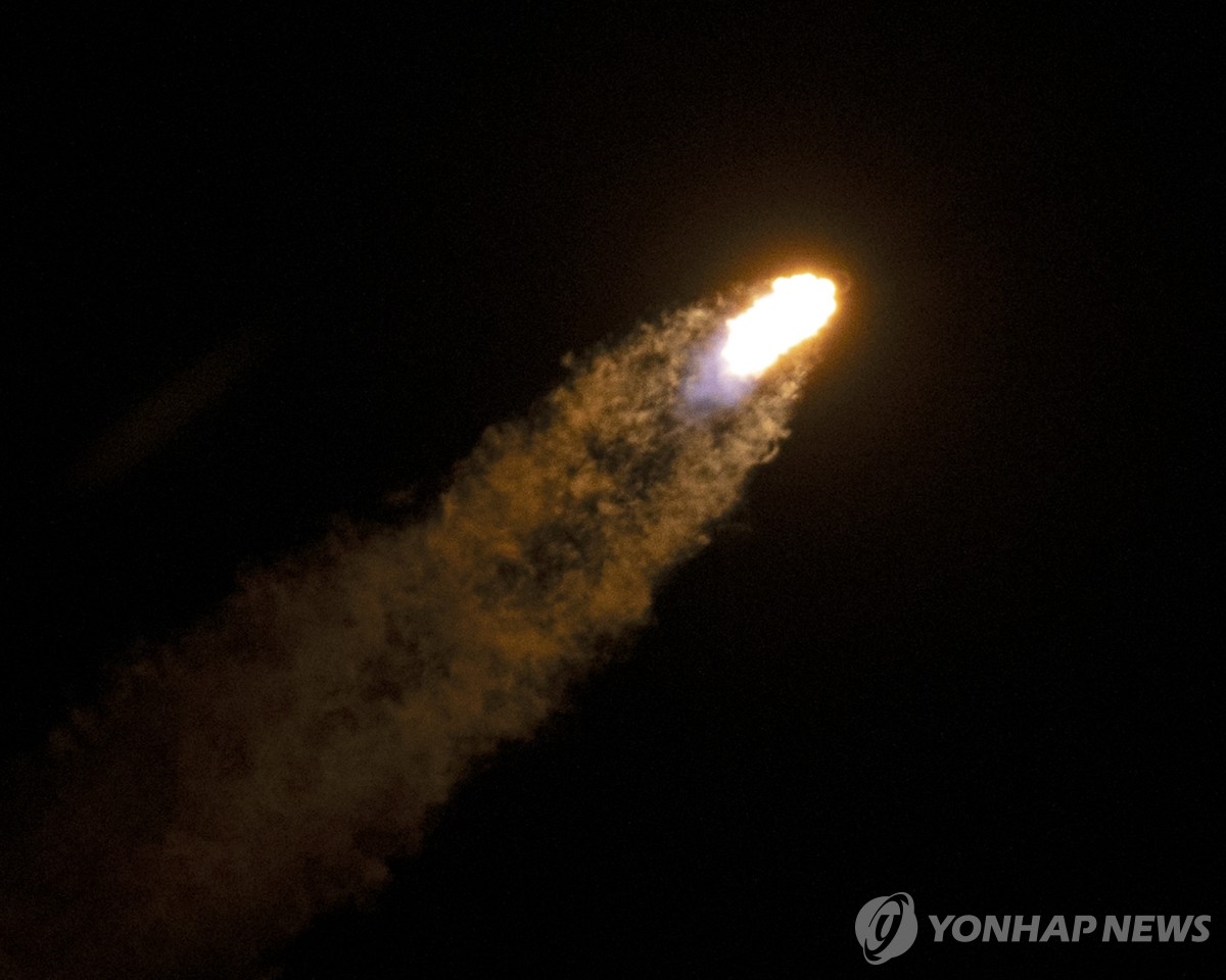 "러, 인공위성 때려 세계 마비시킬 핵 전자기파 무기 개발중"