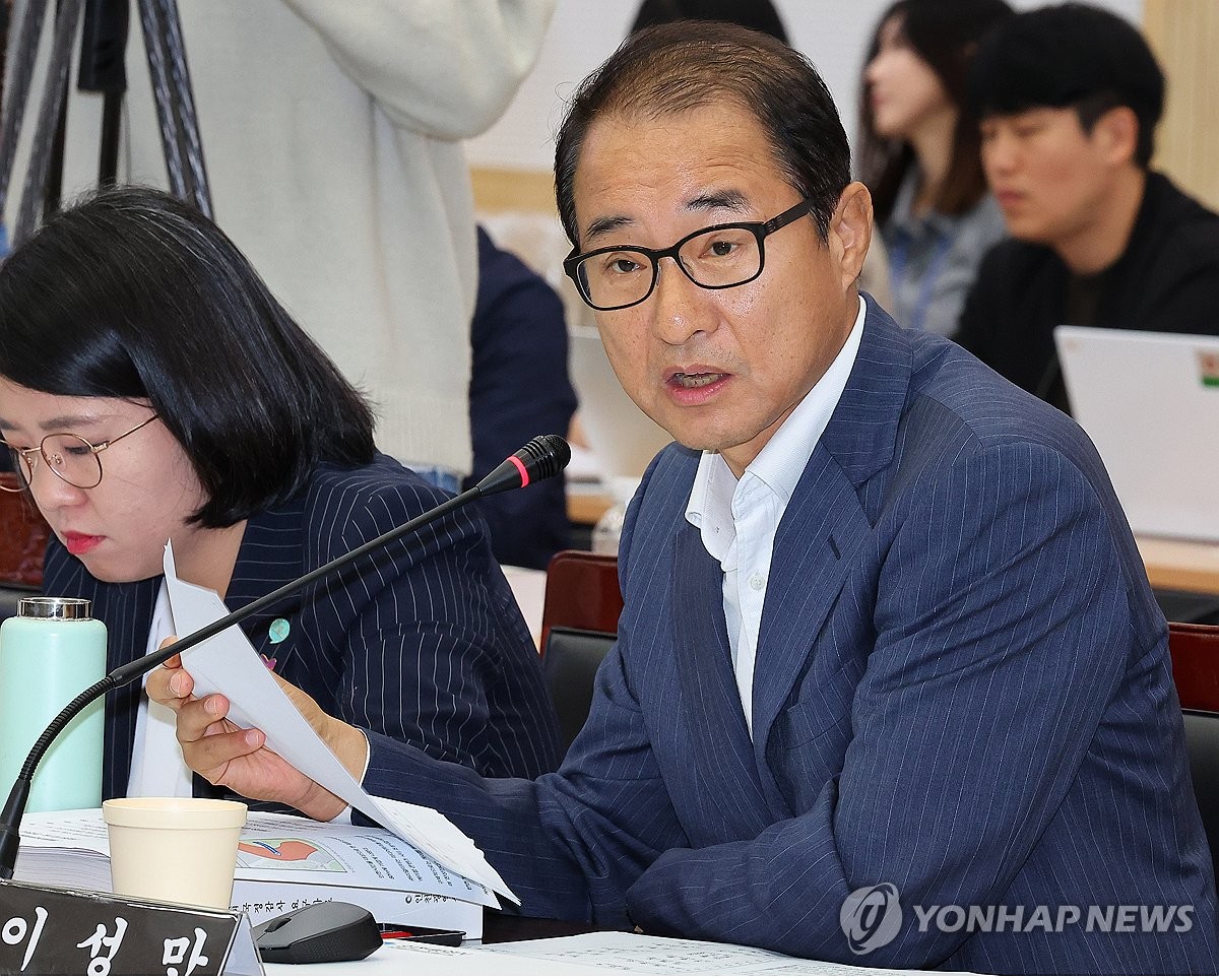 '전당대회 돈봉투 의혹' 이성만 "민주당 복당해 총선 출마할것"