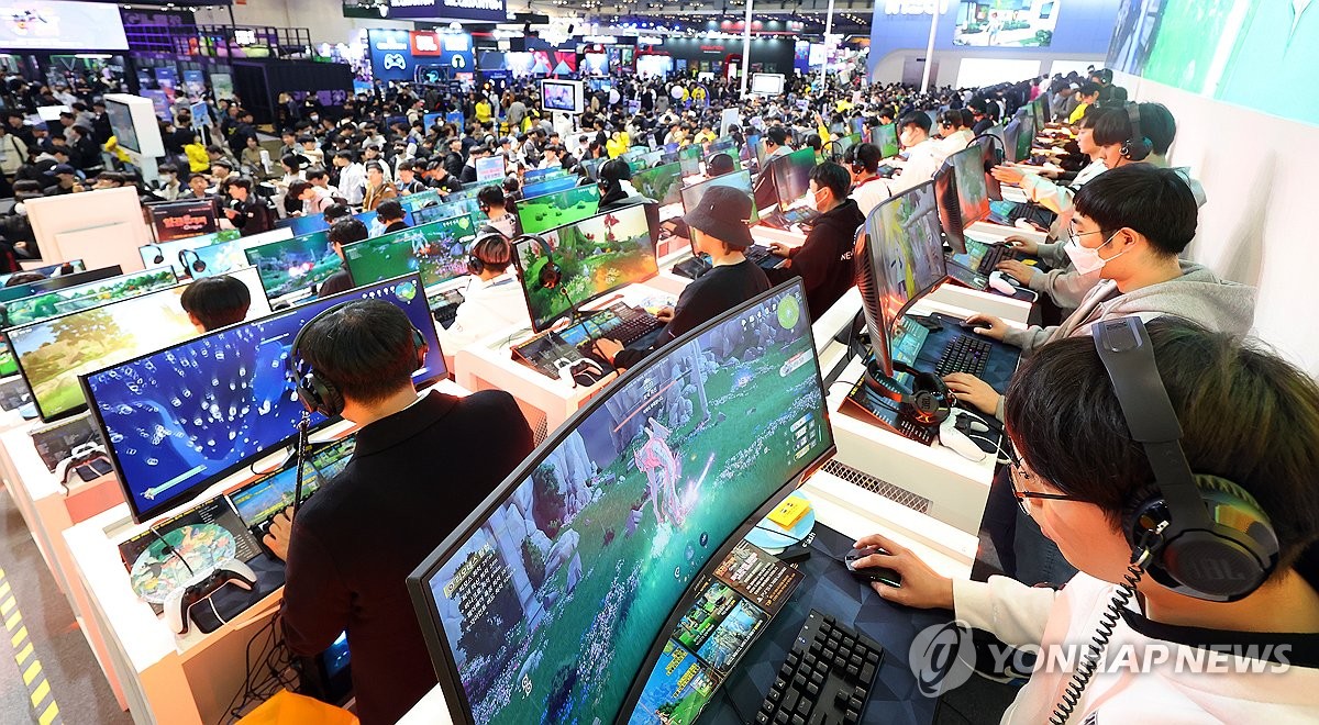 [게임위드인] 중국 게임 '명조'가 한국 게임산업에 던지는 시사점은?