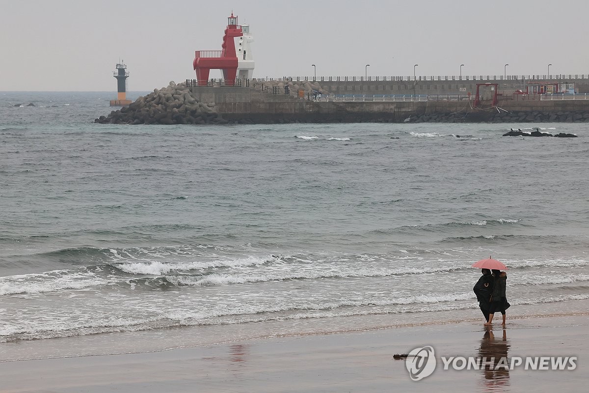 [내일날씨] 전국 구름 많음…강원영동·제주엔 비 또는 눈