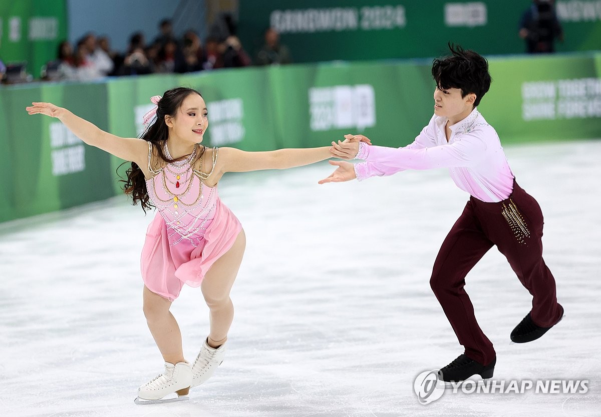 [청소년올림픽] '치킨파티'로 극복한 김지니-이나무 "잘 이겨내 자랑스러워"