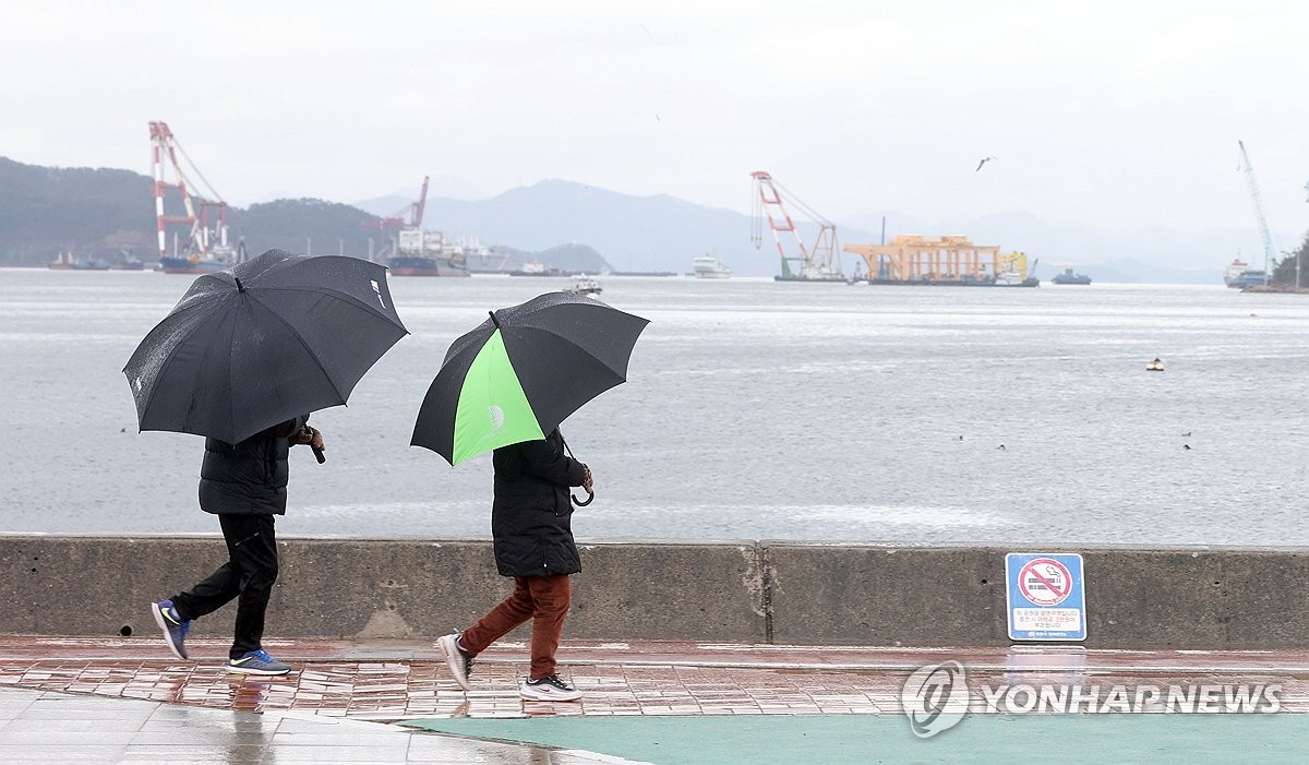 부산·울산·경남 대체로 흐림…낮 최고 6∼9도