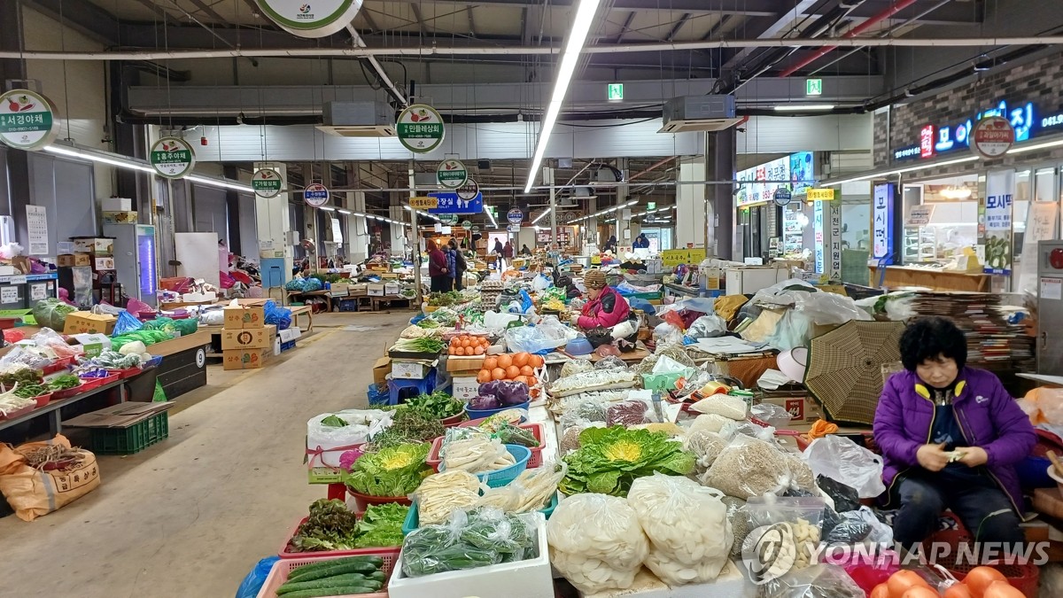 서천특화시장 농산물·먹거리동 재개…오일장도 7일부터 활성화