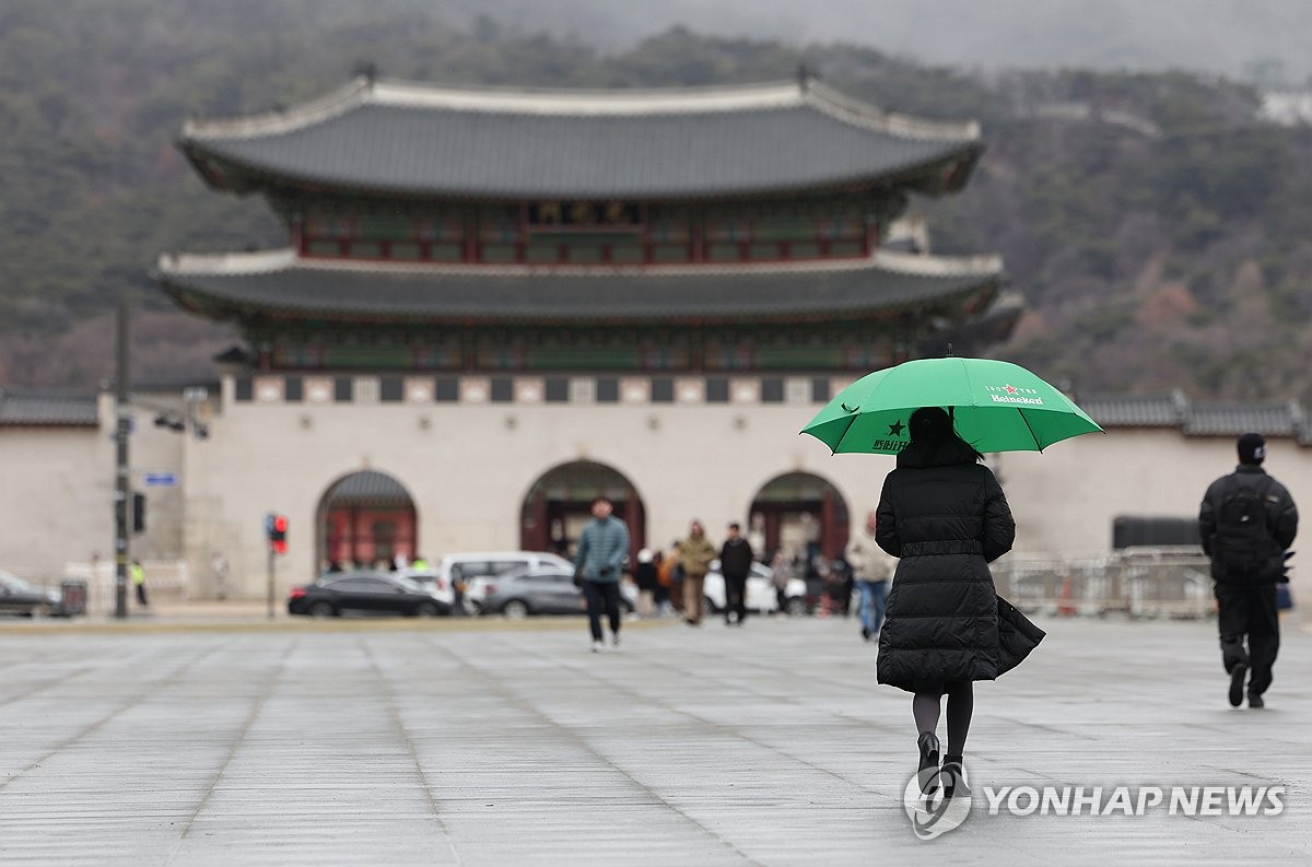 [내일날씨] 전국 비·눈…아침 포근하다 낮에 찬공기 남하