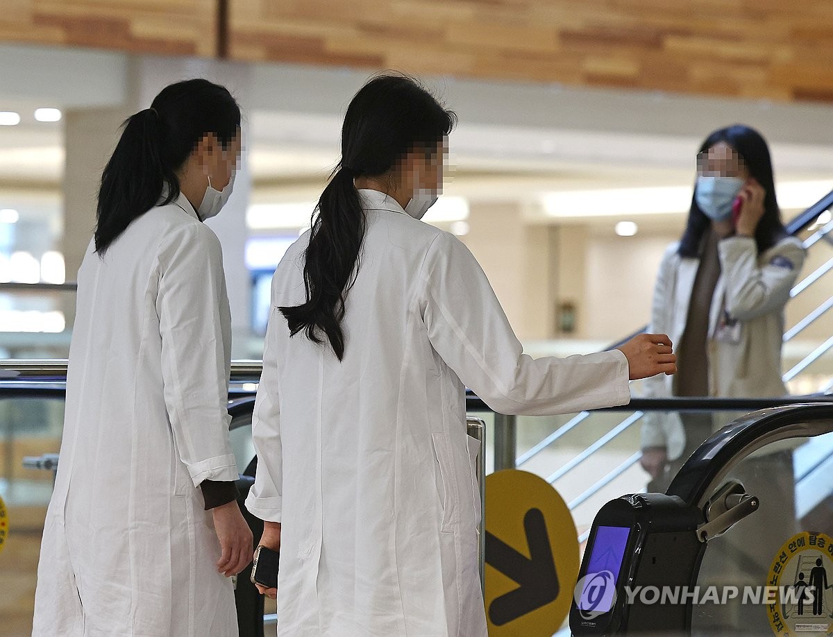 빅5병원 전공의 전원 19일까지 집단사직…20일 병원 떠난다