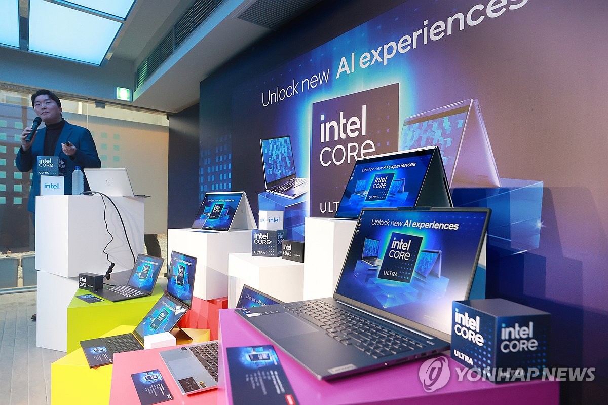 "올해는 AI PC 원년"…인텔 코어 울트라 탑재 노트북 한자리에(종합)