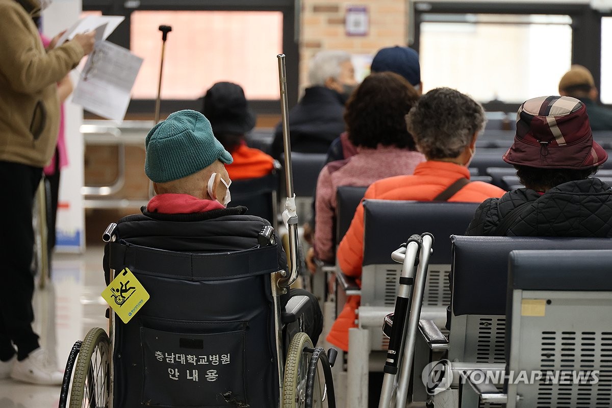 전공의 이탈 여파…대전충남 대학병원 입원환자 3분의 2로 줄어