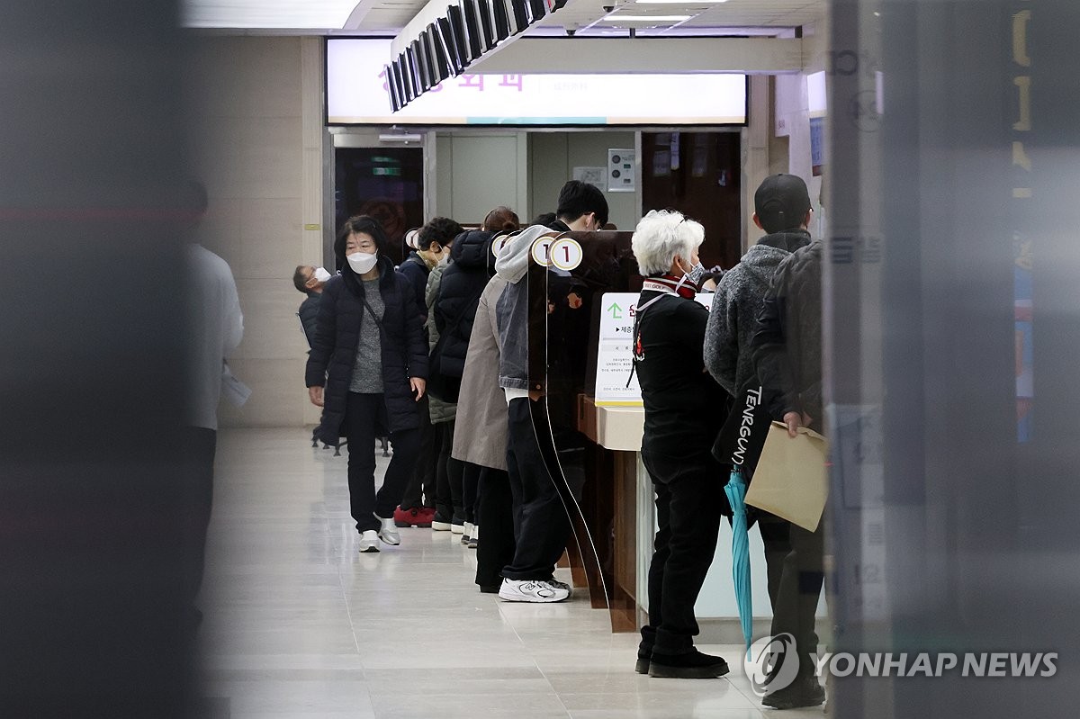 '업무복귀명령' 대다수 불응…전남대·조선대병원 복귀자 30여명