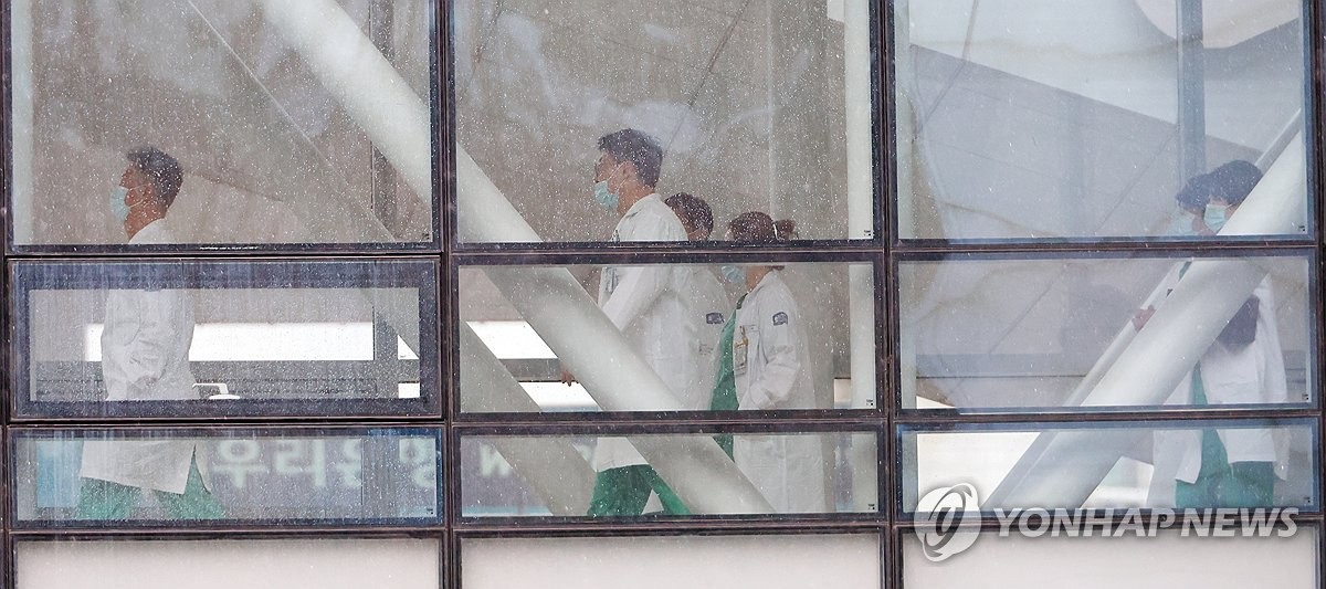 정부 '구속' 엄포에도 전공의 4명중 3명 사직…커지는 의료공백(종합)