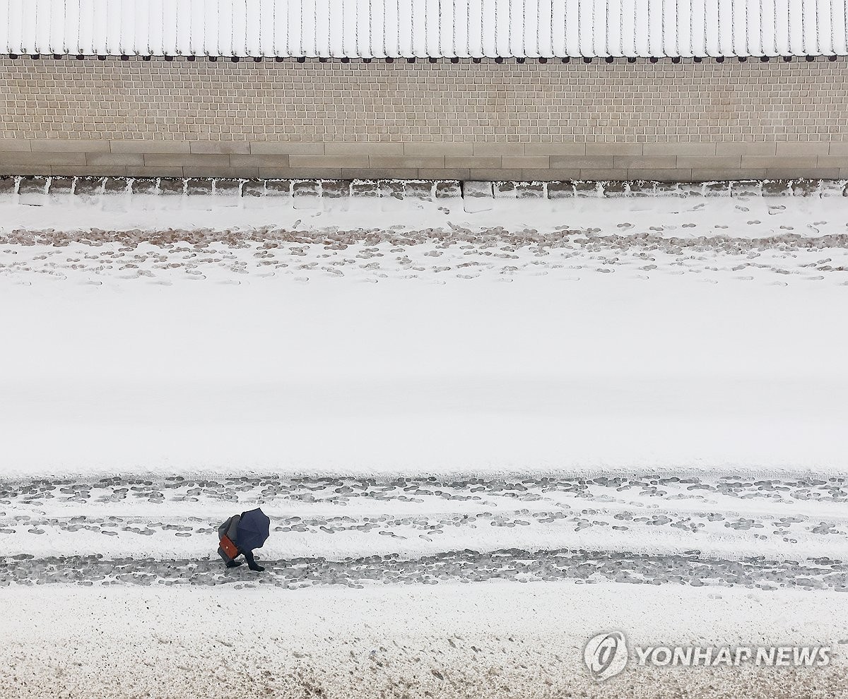 경기광주 13.4㎝ 등 경기지역 눈…낙상·차량 사고 잇따라(종합)