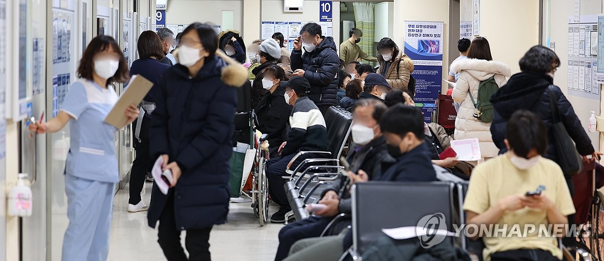 [속보] 복지부 "94개 병원 전공의 8천897명 사직…소속 전공의의 78.5%"