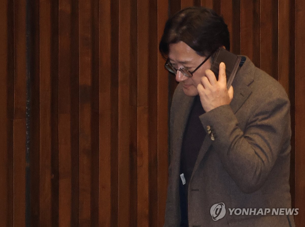 홍익표, 강원도당위원장 '은평을 경선참여'에 "공당인데 이게 맞나"