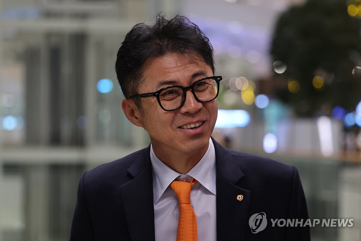 류현진 "'건강하게 복귀' 약속 지키려고 MLB 다년 계약 거절"