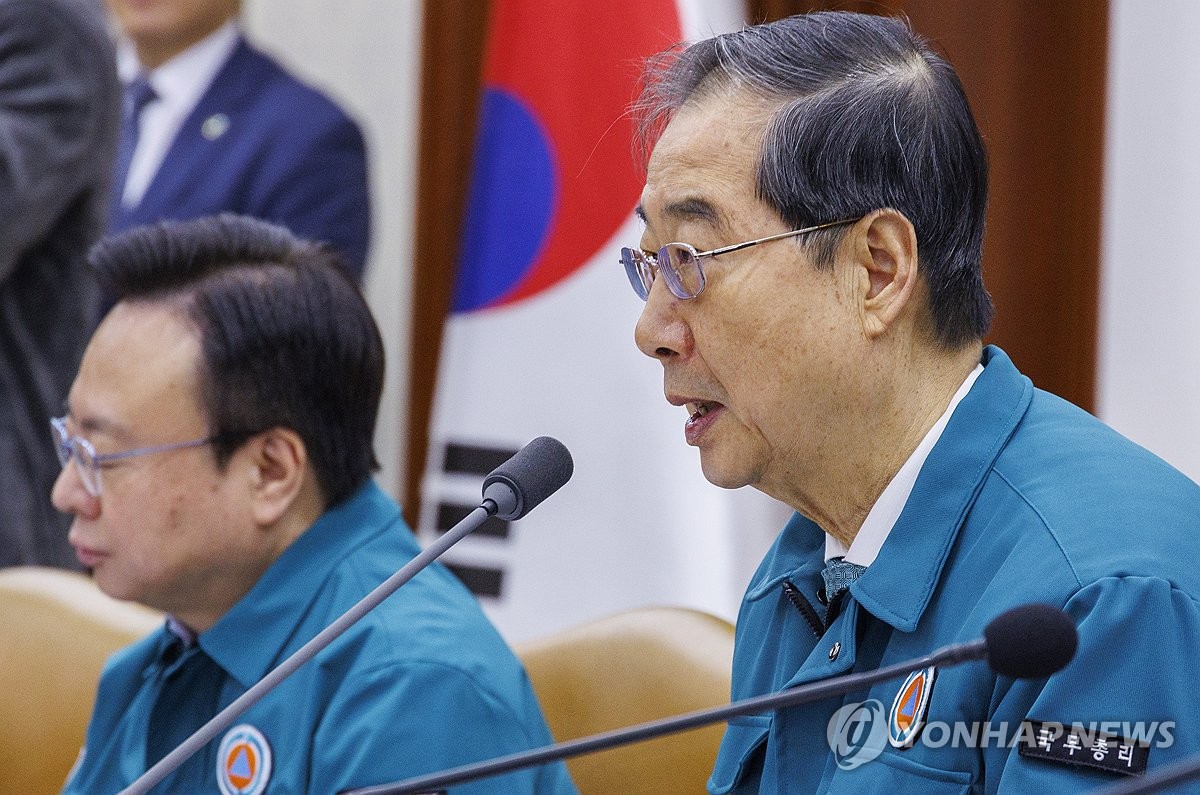 전공의 이탈 길어지자 사상 첫 '심각' 경보…병원 혼란도 고조