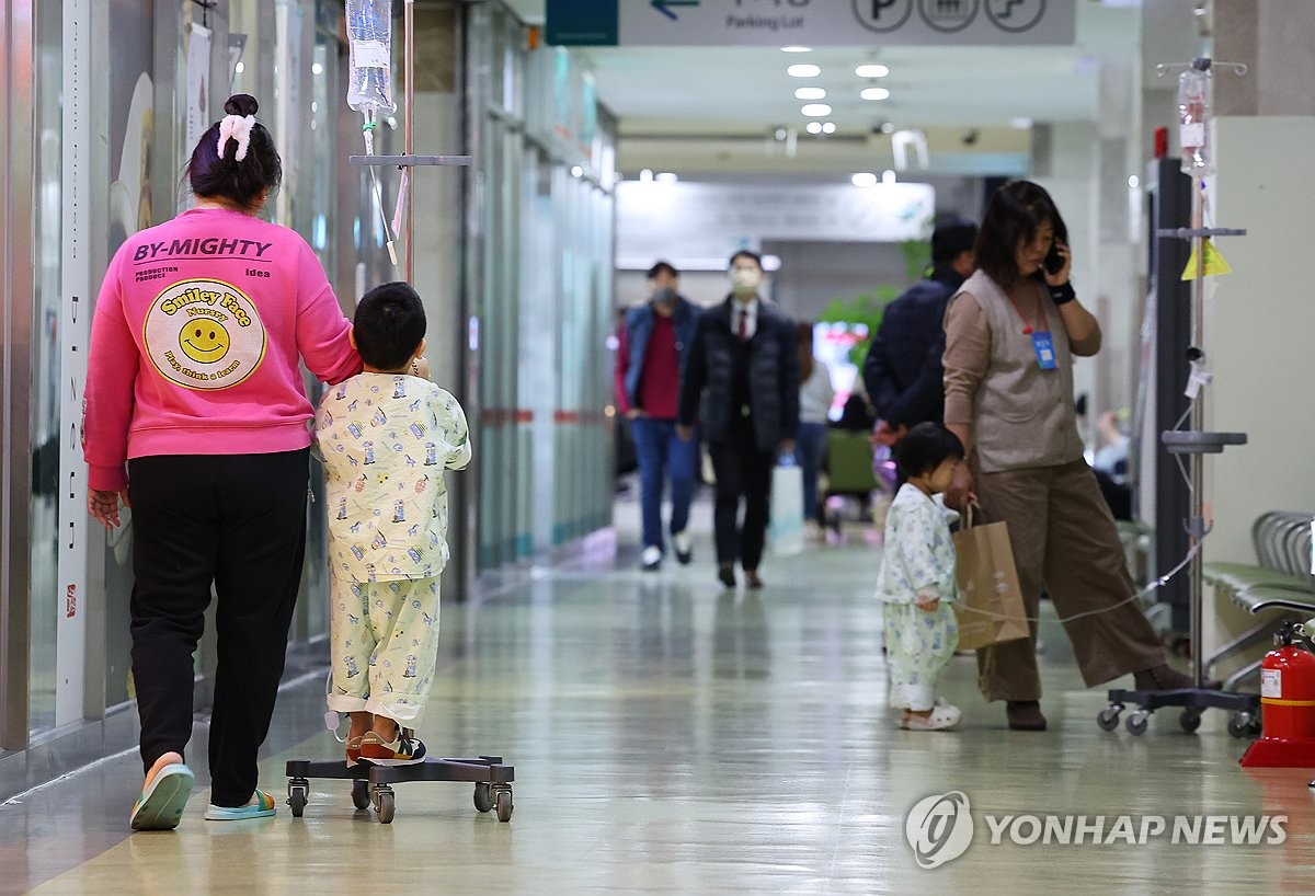 전공의 복귀시한 'D-1'…전국 곳곳서 일부 복귀 움직임(종합3보)