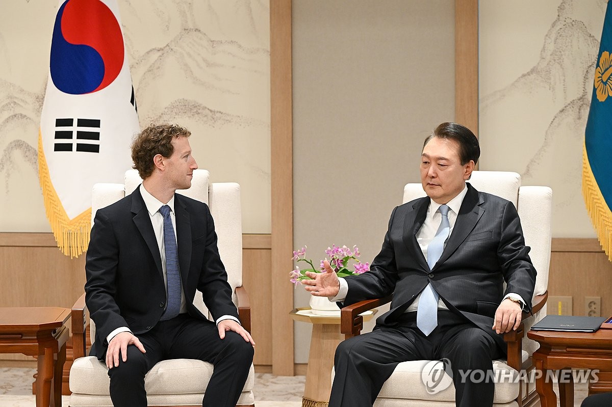 尹대통령, 저커버그 만나 "한국, 메타 AI 적용할 훌륭한 플랫폼"(종합)