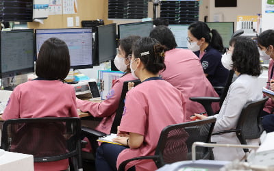 [속보] "내일부터 종합병원 간호사 업무범위 병원장이 결정"