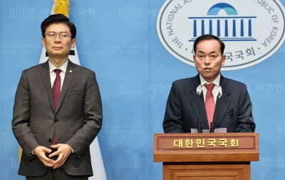 "민주당, 완벽한 이재명 사당"…전 시흥시장, 국민의힘 입당