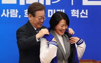 [속보] 민주 의정부갑 박지혜 공천…문희상 아들 문석균 패배