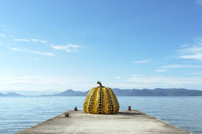 ‘쇠퇴하던 섬’ 일본 나오시마, 예술로 채우자 세계 '예술 성지' 됐다
