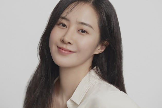 '돌핀' 권유리 "나무도 풍파에 흔들려…중심 잡아주는 나의 소녀시대" (인터뷰②)