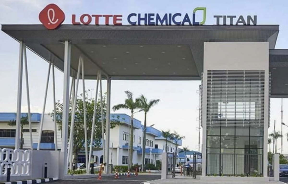 China’s Low Price Offensive: Lotte Sells ‘Petrochemical Symbol’ – Industry News 2024