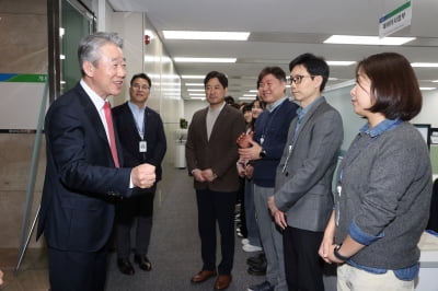 강호동 농협중앙회장, 내일 취임식…새 비전과 전략 발표