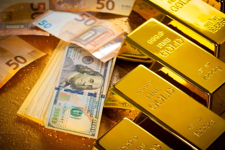 금 현물 가격, 사상 첫 온스당 2200달러 돌파 [원자재 포커스]