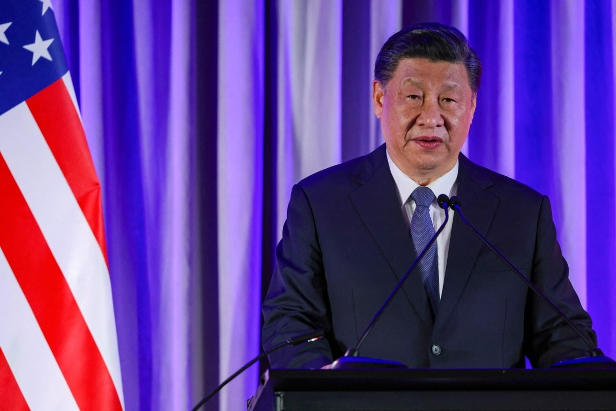 시진핑 중국 국가주석이 지난해 11월 미국 캘리포니아주 샌프란시스코에서 아시아태평양경제협력체(APEC) 지도자 주간을 맞아 미중관계위원회와 미중재계협의회가 개최한 '중국 고위 지도자 행사'에서 연설하고 있다. /AFP