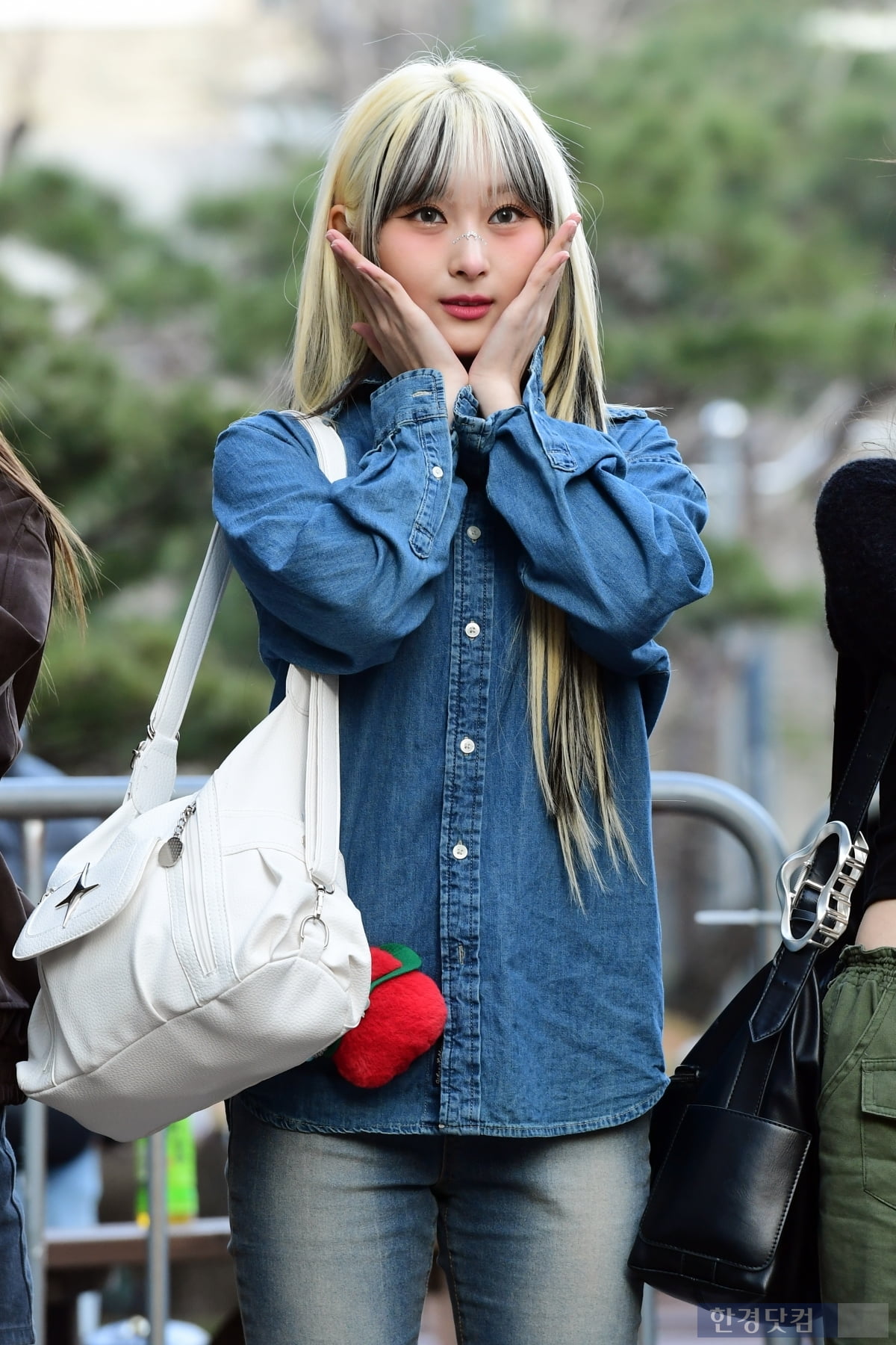 [포토] 아이칠린 초원, '깜찍함 가득~'