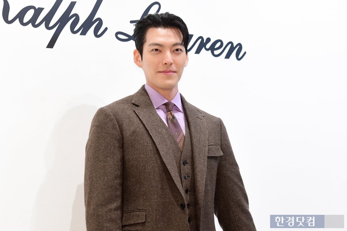 [포토] 김우빈, '미소가 멋진 남자'