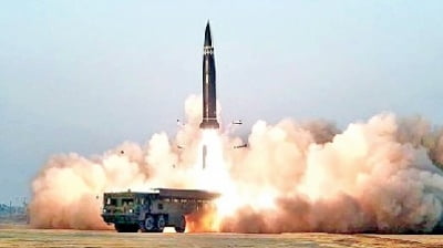 [속보] 합참 "북한, 동해상으로 탄도미사일 발사"