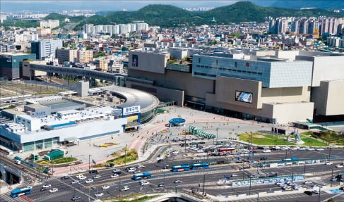 동대구역 광장 전경.  /대구시 제공 