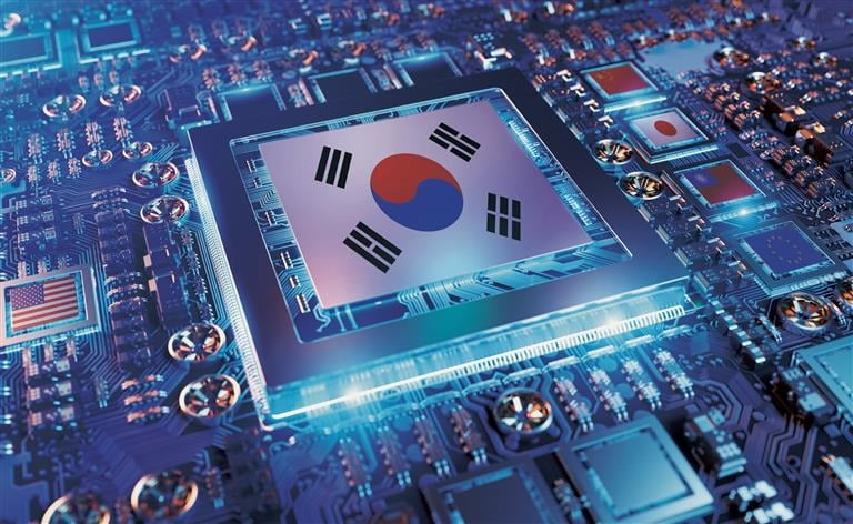 美·日 반도체에 수십조 쏘는데…한국은 삼성전자에 '0원'