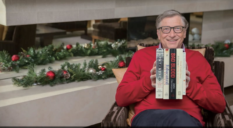빌 게이츠는 2018년 자신의 블로그에 올해 가장 좋아하는 책 다섯 권을 소개했다. 그중에는 명상에 관한 책도 포함돼 있다. ©GatesNotes