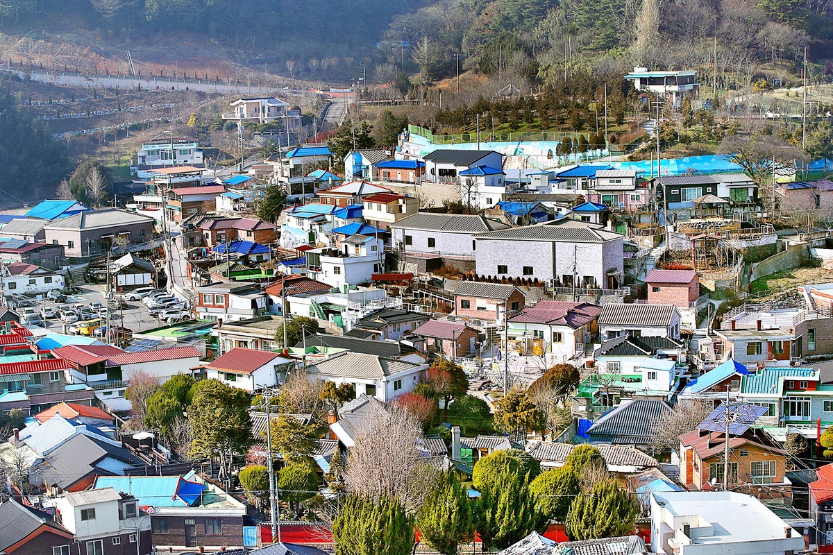 [imazine] 근대문화도시 군산 ② 레트로 감성과 재생의 거리