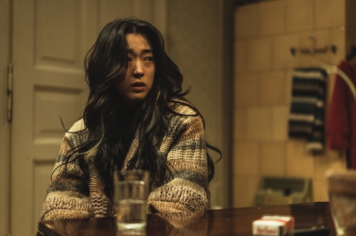 '로기완' 최성은 "음울하지만 삶의 냄새 강하게 나는 영화"