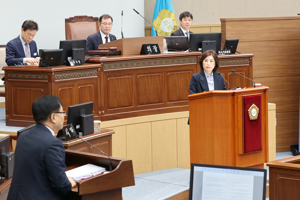 "국내 첫 액화수소플랜트 지속성 우려"…창원시의회 시정질문