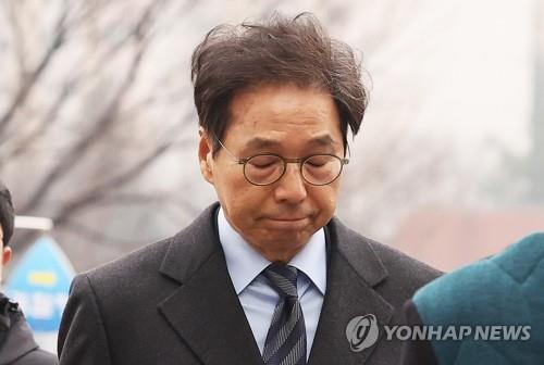 '임금·퇴직금 398억원 체불' 박영우 대유위니아 회장 구속기소