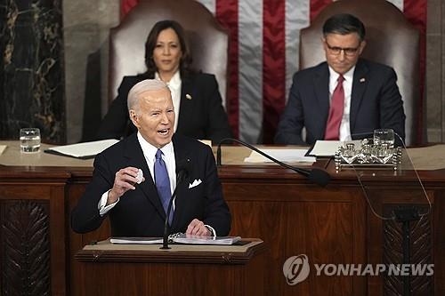 바이든 "나이아닌 생각이 문제"…고령논란 반박하며 트럼프 비판