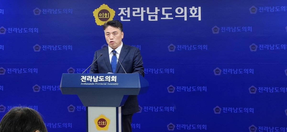 민주당 박노원, '내연녀 발언' 이개호 의원 허위사실 유포 고발