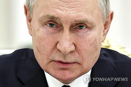 푸틴 "북한, 자체 '핵우산' 보유…러에 도움 요청 없었다"