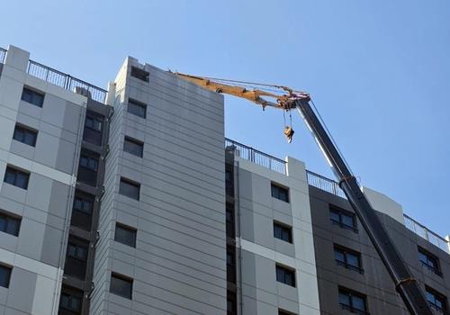 고도제한 위반 김포 아파트…70cm '깎아 내고' 입주 시작