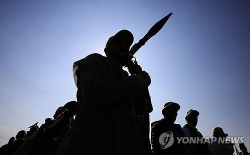 "예멘 반군, 극초음속 미사일 시험 발사 성공"