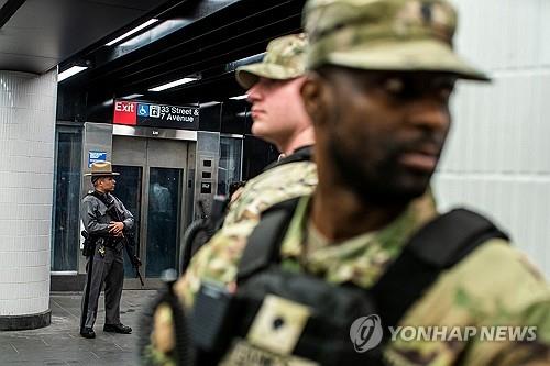 퇴근시간대 뉴욕 지하철 객차안에서 또 총격…30대 남성 총상