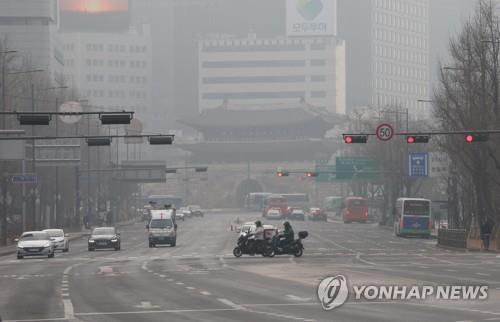 충남 북부 미세먼지경보…서부 미세먼지주의보 유지