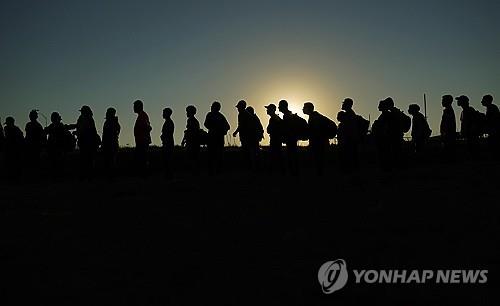 텍사스 '불법이민 체포법' 혼란…법원 결정 계속 오락가락